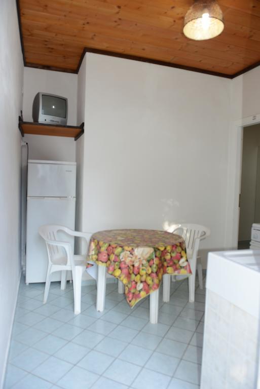 Villaggio La Pantera Rosa Scalea Room photo
